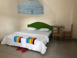Basic Double Room, 1 Double Bed | In-room safe, desk, iron/ironing board, free WiFi - Sweet Stay Guest House (Kigali)