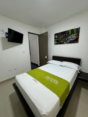 Basic Double Room | Free WiFi