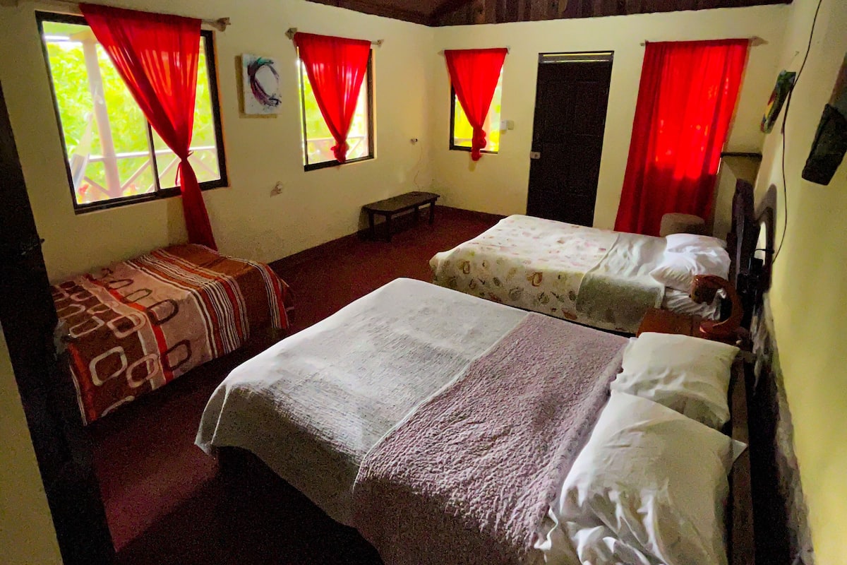 Family Room, Microwave, Garden Area | 3 bedrooms, individually decorated, individually furnished