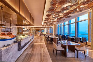 2 restaurants, breakfast, lunch, dinner served; international cuisine - The Westin Wenzhou (Wenzhou)