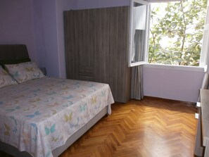 1 bedroom, desk, iron/ironing board, free WiFi