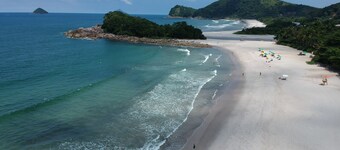 House with pool in Camburizinho, one of the most beautiful beaches on the coast of São Paulo!