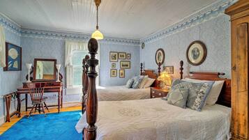 11 Schlafzimmer, BĂŒgeleisen/BĂŒgelbrett, Internetzugang, BettwĂ€sche