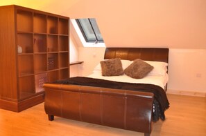 1 bedroom, soundproofing, iron/ironing board, free WiFi