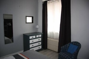 1 bedroom, iron/ironing board, free WiFi, bed sheets
