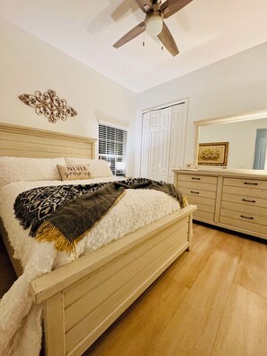 6 bedrooms, iron/ironing board, free WiFi, bed sheets