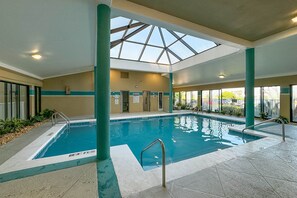 Innenpool, beheizter Pool