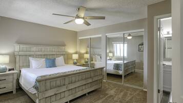 2 slaapkamers, een strijkplank/strijkijzer, gratis wifi, beddengoed