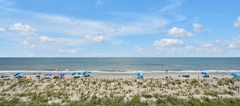 Beachfront 7 BR/5.5 BA Oceanfront Home with POOL in Deck & Elevator-Sleeps18