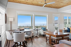 Oklassificerad bild, 3 av 65, knapp