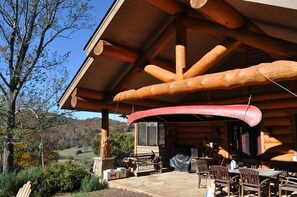 تناول الطعام بالخارج