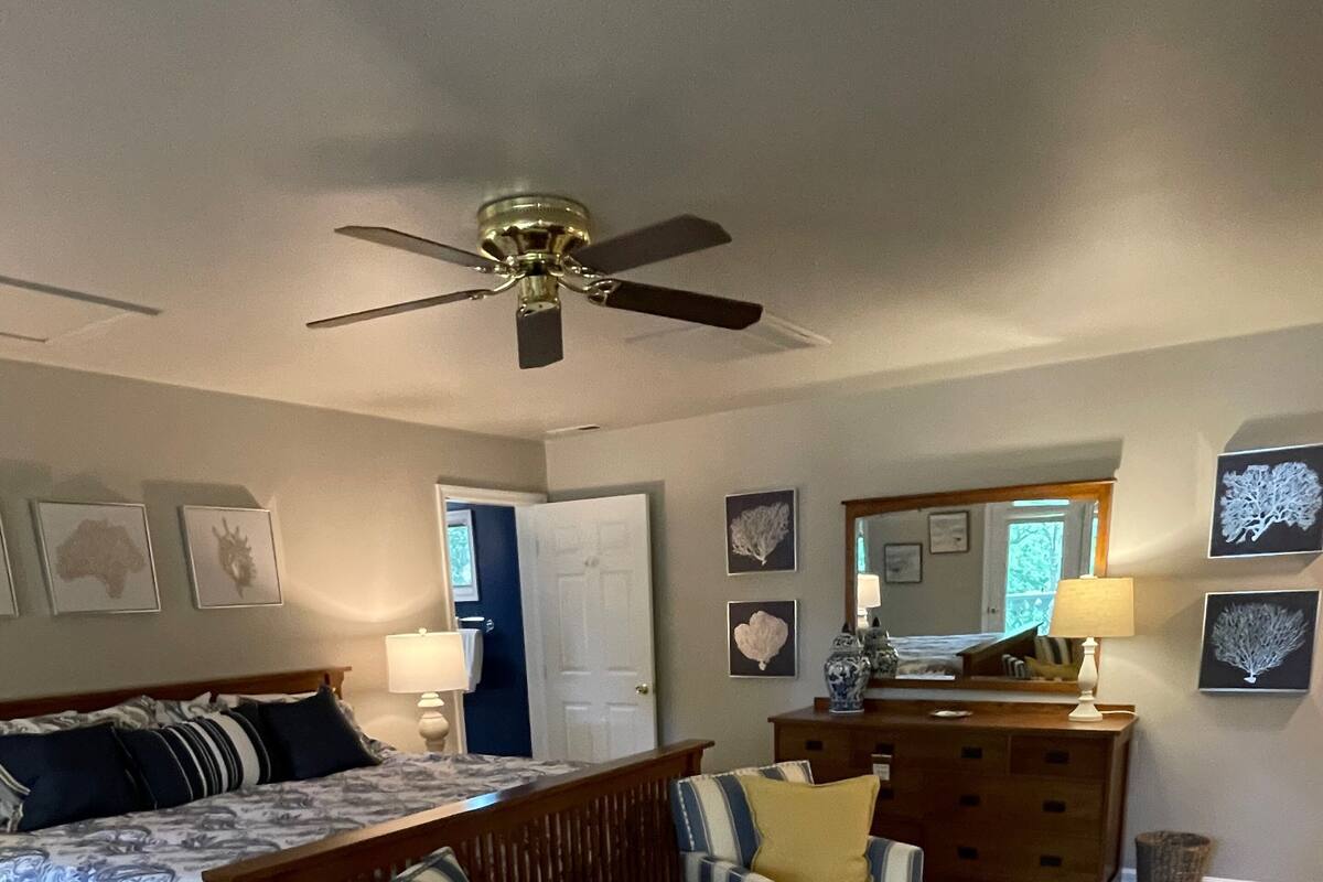 Premium Studio, Multiple Beds, River View | Premium bedding, iron/ironing board (on request), WiFi (free)