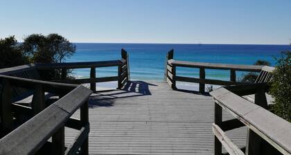 Hidden Beach Hideaway: 200 Meter zum Strand, Pool, kostenlose Fahrräder und WiFi