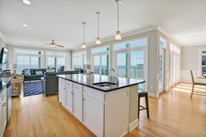 Interior - Discover oceanfront bliss at 7th Heaven in Oak Island, NC—spacious 7BR, sleeps 24! (Oak Island)