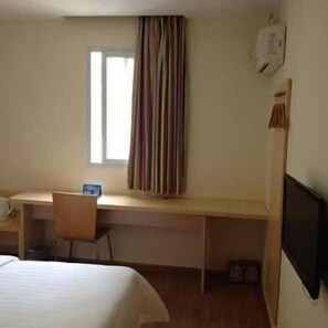 Room - 7 Days Inn (Shantou)