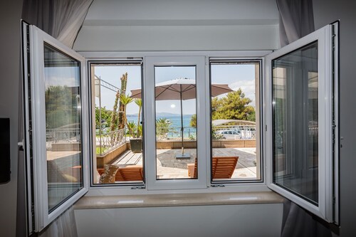 Luxury  Apartments Giovanni with  pool