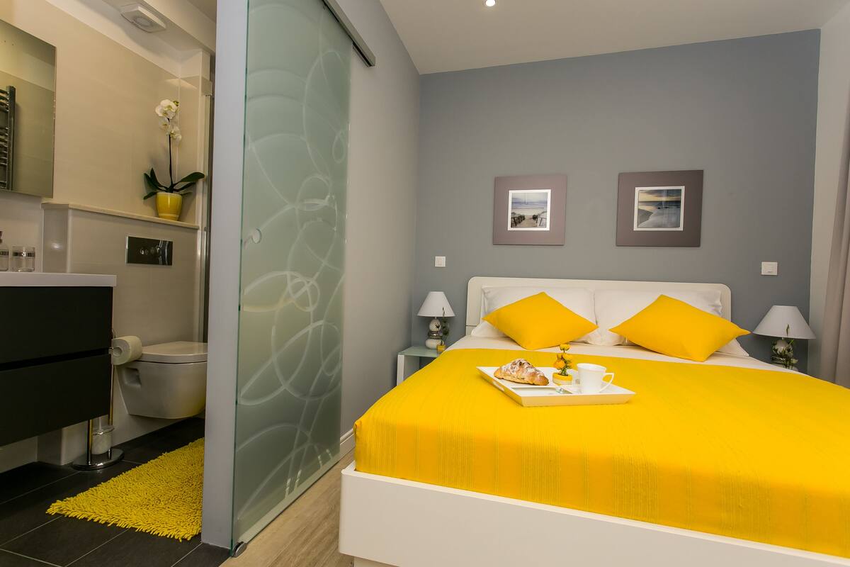 Apartment, Multiple Beds, Non Smoking | Premium bedding, down comforters, in-room safe, blackout drapes