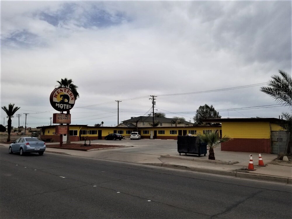 Western Motel