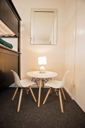 Echuca Moama Holiday Accommodation 3 | 2 bedrooms, Egyptian cotton sheets, premium bedding, pillow-top beds - Echuca Moama Holiday Accommodation 3 (Echuca)