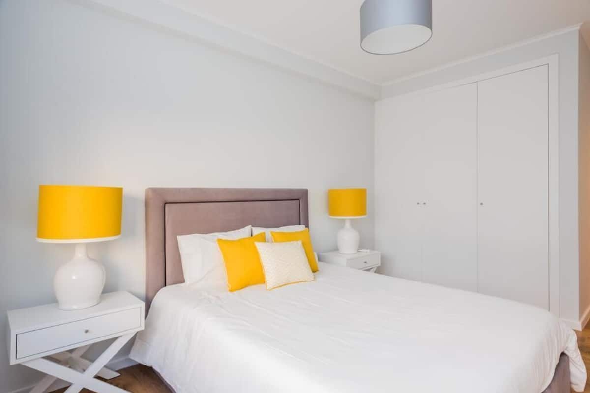 Superior Apartment, 1 Bedroom (B) | Soundproofing, iron/ironing board, free WiFi, bed sheets