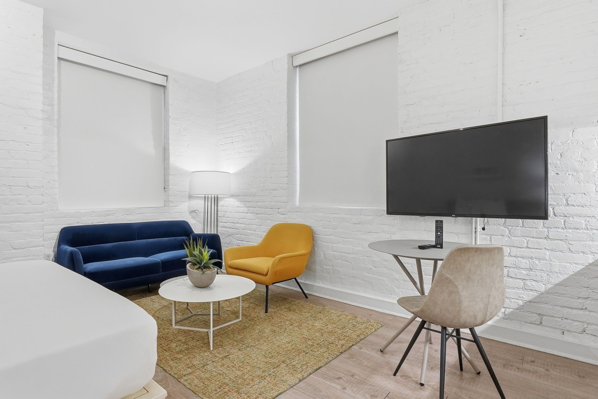 Studio Mansion | Living area | 50-inch flat-screen TV with digital channels, TV, Netflix