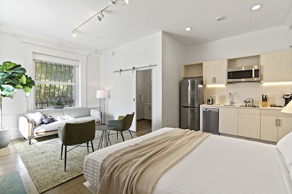 Premier Studio Apartment