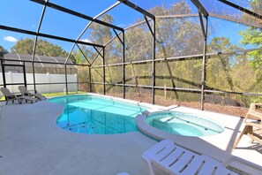 Outdoor spa tub - 5BR Indian Creek Pool Home by FVM (Kissimmee)