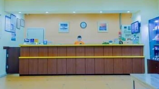 Lobby - Home Inn (Huzhou)
