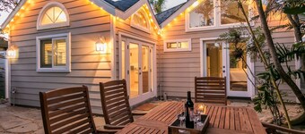 Pierpont Beach Ventura GEM Sleeps 6 Family Friendly-2 Min Walk to the Beach!