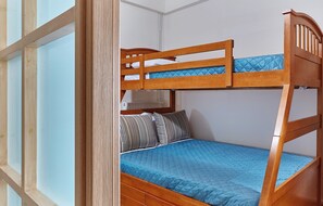 3 habitaciones, tabla de planchar con plancha y wifi gratis 