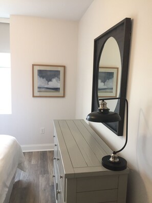 1 soverom, strykejern/-brett, wi-fi (inkludert) og sengetøy