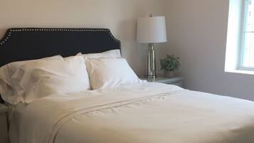 1 chambre, fer et planche à repasser, Wi-Fi gratuit, draps fournis