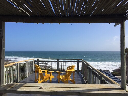 AMAZING OCEAN VIEWS + Beach Bungalow 