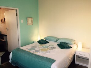 3 makuuhuonetta, silitysrauta/-lauta, Wi-Fi, vuodevaatteet