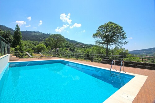 Villa with private pool near Gerês