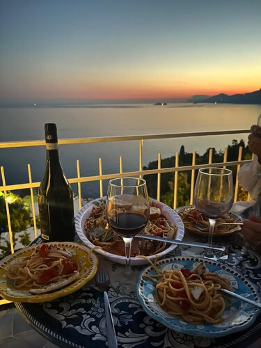 Casa Rosetta: A terrace on the sea paradise of the Amalfi Coast