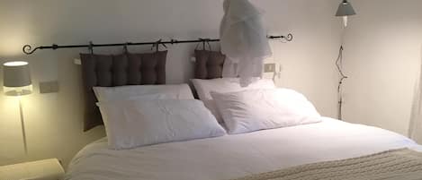 3 bedrooms, iron/ironing board, travel crib, free WiFi