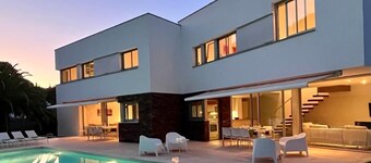 Villa Casanovas (Port de la Selva) con piscina privata e giardino a 150m dalla spiaggia