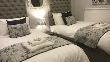 3 dormitorios, tabla de planchar con plancha, wifi gratis y ropa de cama