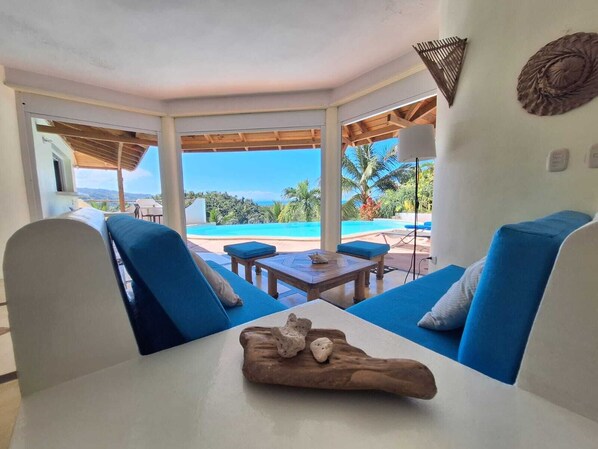 Alberca al aire libre 