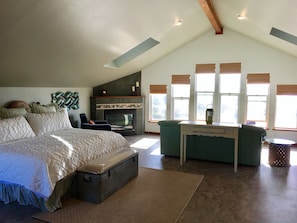 4 bedrooms, memory foam beds, iron/ironing board, WiFi