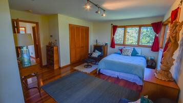 3 chambres, coffres-forts dans les chambres, bureau