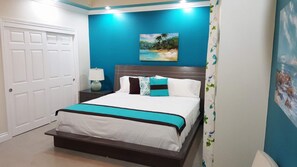 4 bedrooms, desk, iron/ironing board, travel crib