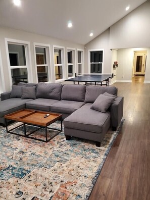 Game room - Get back to nature and experience lake life in style when you stay at our house (Albion)