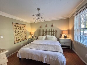 4 bedrooms, iron/ironing board, travel crib, free WiFi