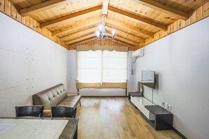 Living area - Kyung-po Stone Valley (Gangneung)