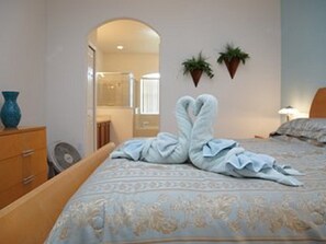 3 Schlafzimmer, Zimmersafe, Bügeleisen/Bügelbrett, Reisekinderbett