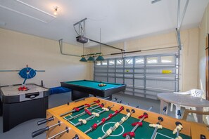 Spielezimmer