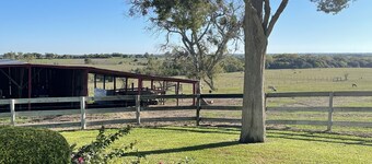 Country Cottage near Round Top. 13 miles from Round Top Square.