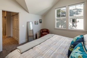 1 bedroom, iron/ironing board, travel crib, internet